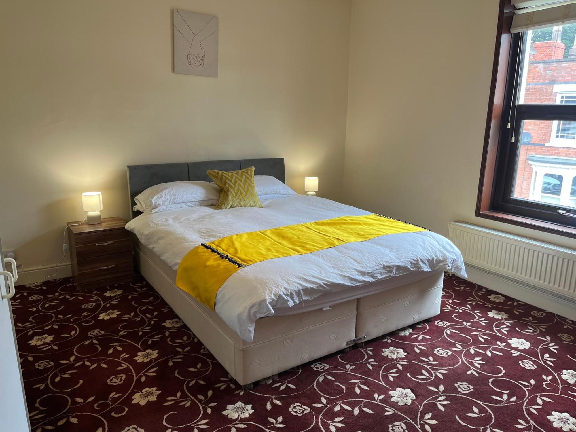 Amazing Entire In Apartment Wolverhampton